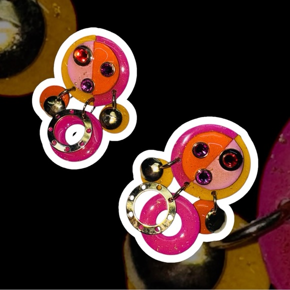 MAM VINTAGE 80’s CLIP EARRINGS PINK YELLOW AND ORANGE WITH CRYSTAL GOLD ACCENTS - Picture 5 of 10